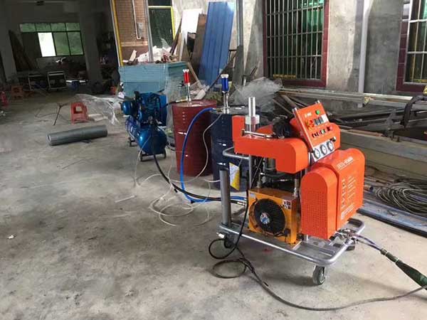 H5600型廣東聚脲噴涂機