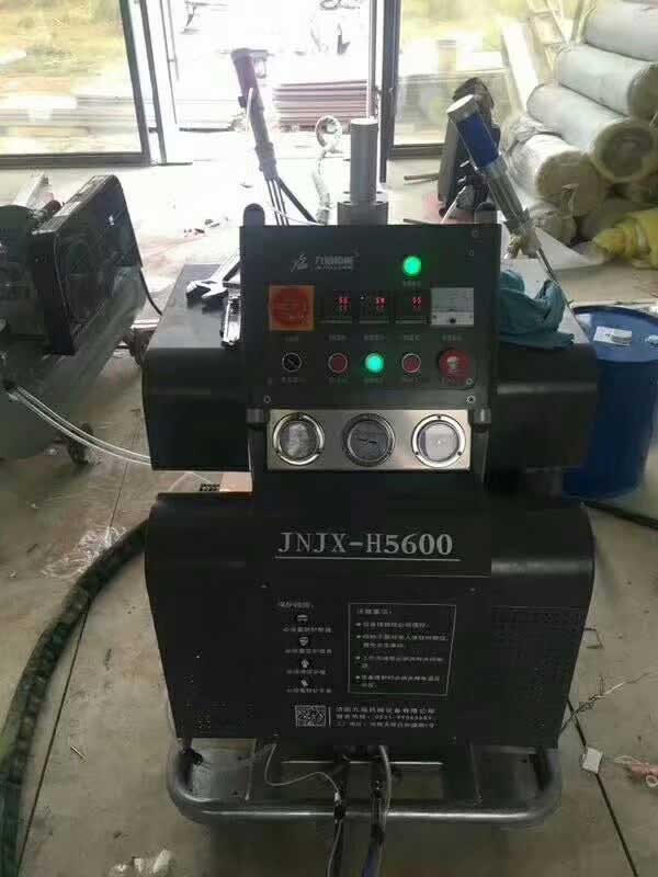 輕鋼房屋別墅聚氨酯保溫效果如何 小型噴涂機(圖2) H5600D輕鋼房屋別墅聚氨酯保溫噴涂機