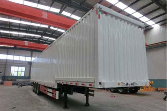 集裝箱半掛車(chē)箱體襯里聚脲噴涂耐腐蝕耐磨(圖1) 集裝箱半掛車(chē)箱體襯里聚脲噴涂耐腐蝕耐磨