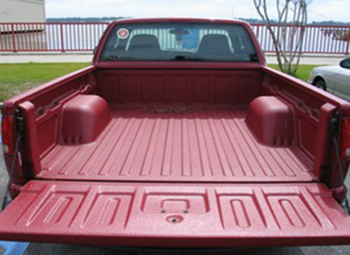 車廂聚脲防護噴涂機-剛性聚脲耐磨液壓噴涂機(圖1) 車廂聚脲耐磨噴涂案例